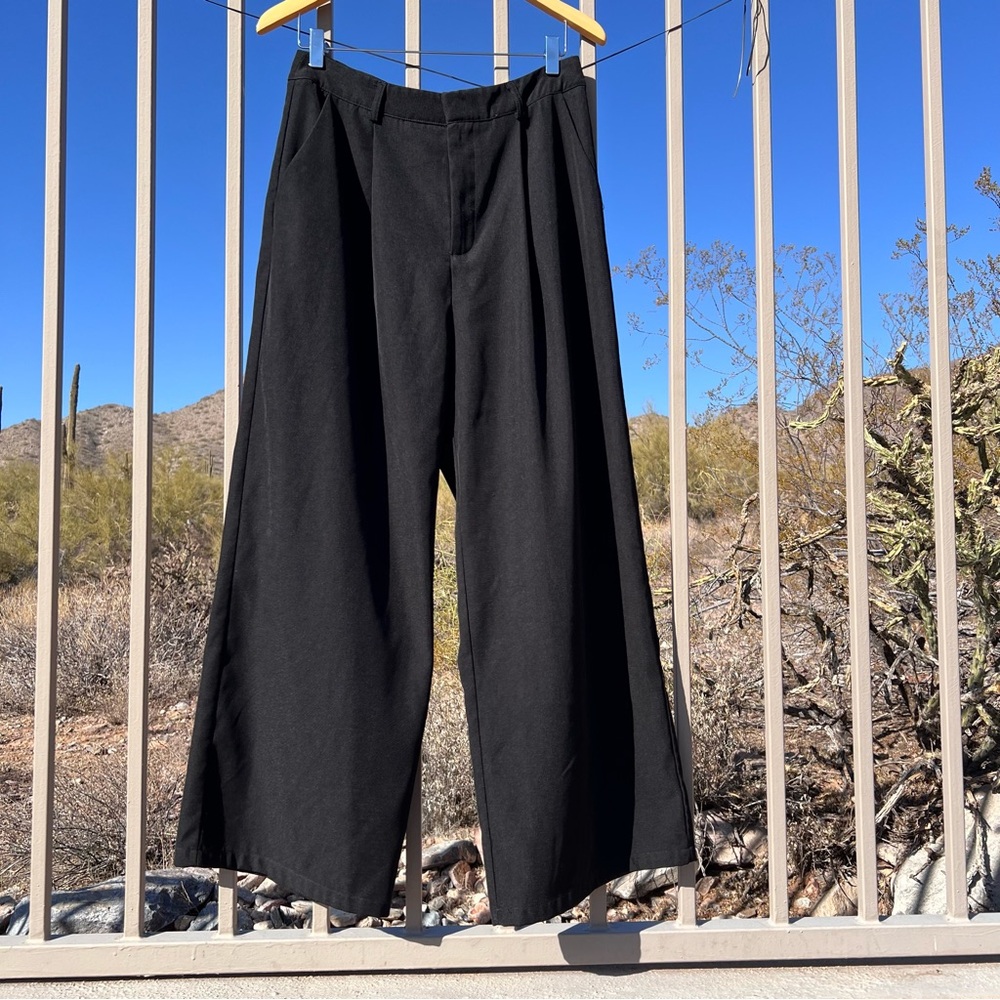 ⬇️💲Cider Women’s Zipper Dress Pants Size XL Color Black Wide Legs